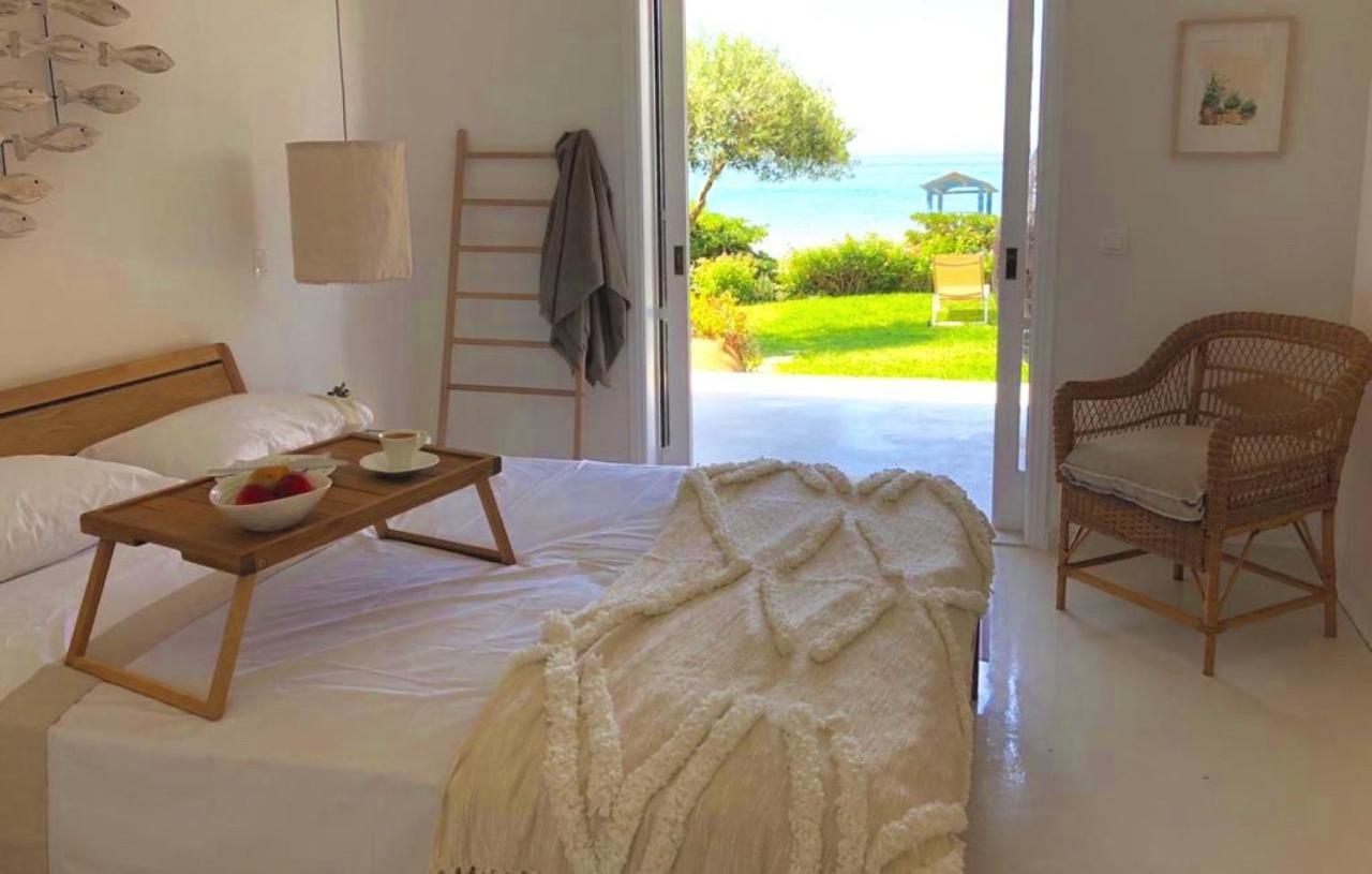 Aqua Seafront Corfu House With Garden Ferienhaus Glyfada (Corfu)