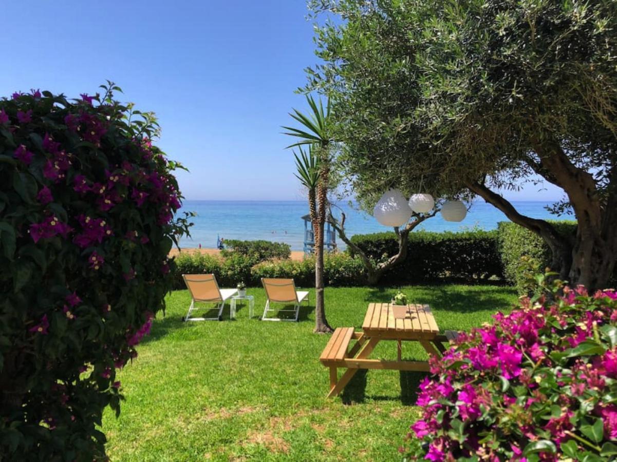 Ferienhaus Aqua Seafront Corfu House With Garden Glyfada (Corfu)